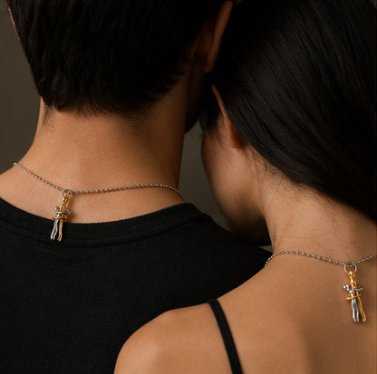 Cuddle Necklace