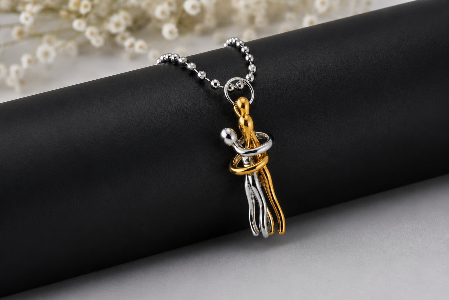 Cuddle Necklace