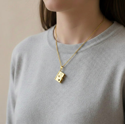 My Little Star Necklace – A Heartfelt Gift from Parent to Daughter 💛